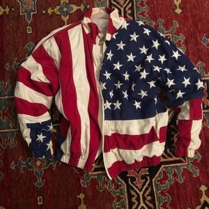 VTG 🇺🇸 80’s/90’s USA Flag Bomber Jacket